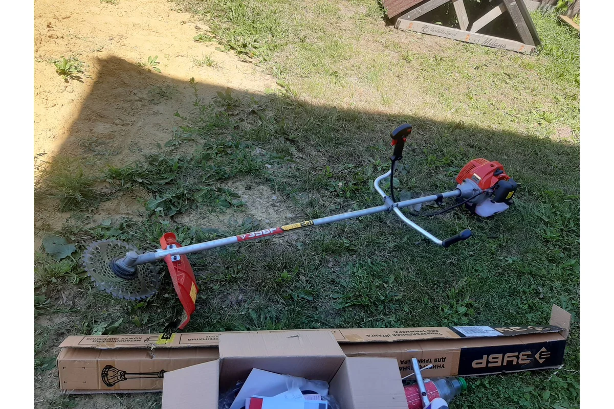 Аренда Бензиновый триммер ЗУБР  2.5 кВт, (КРБ-2500-Р)